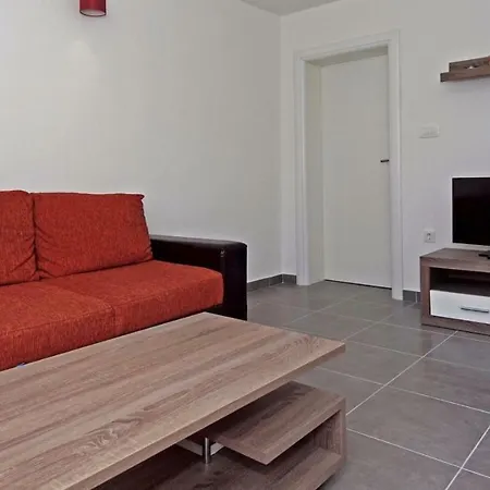 Mare Apartment *
